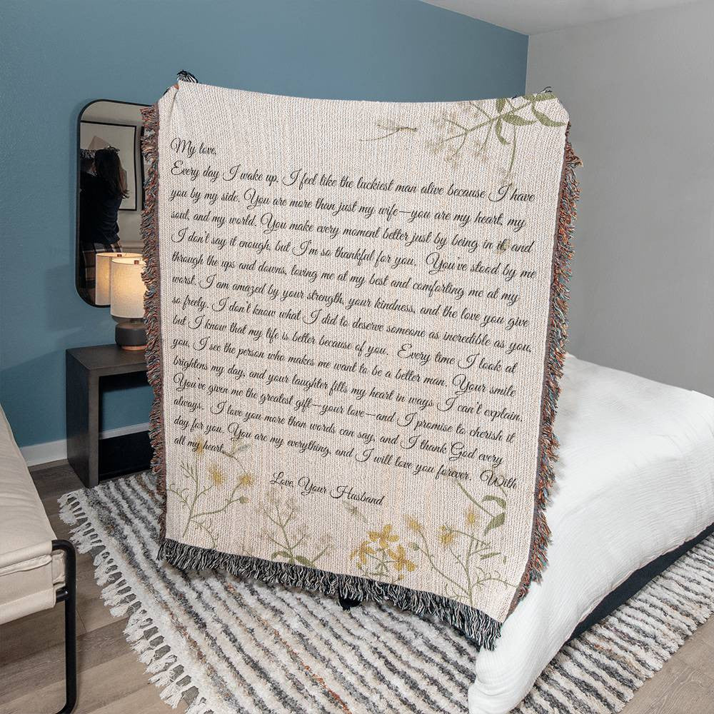 Personalized Letter Woven Blanket for Mom and Dad, Wife, Grandma & Grandpa, Sister, Brother, Cozy Custom Throw Blanket for Warmth and Comfort, Mother's Day, Special Gift for Birthdays, Christmas, Anniversary