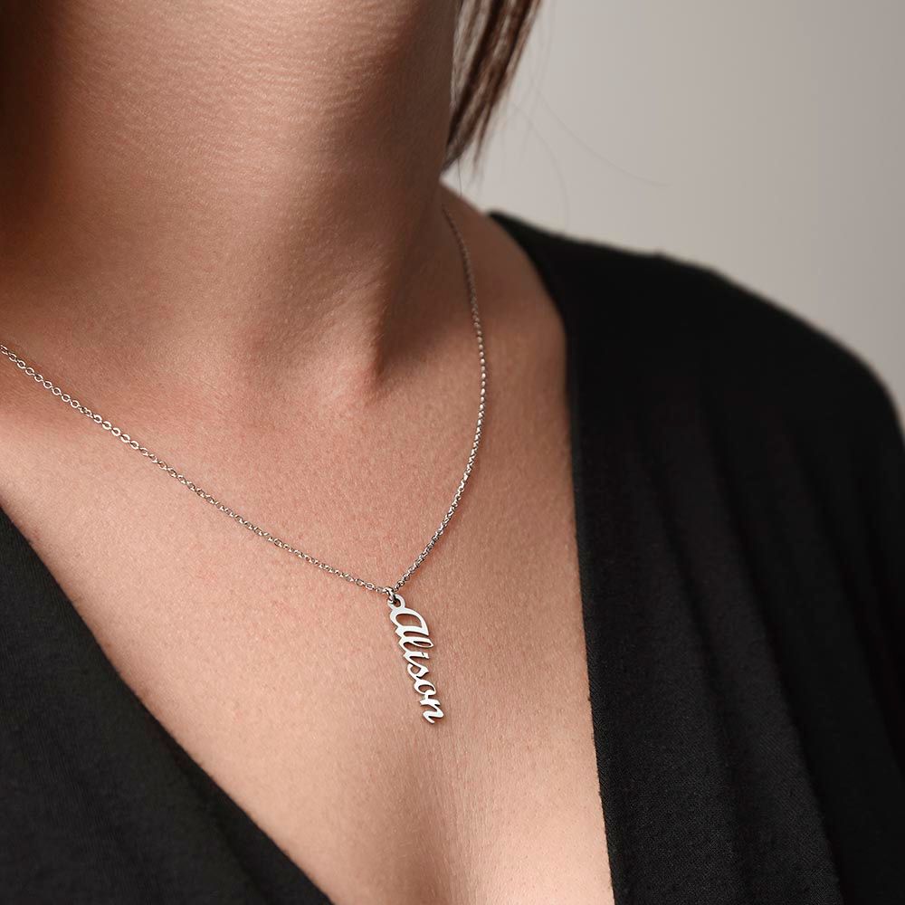 Single Name Vertical Necklace